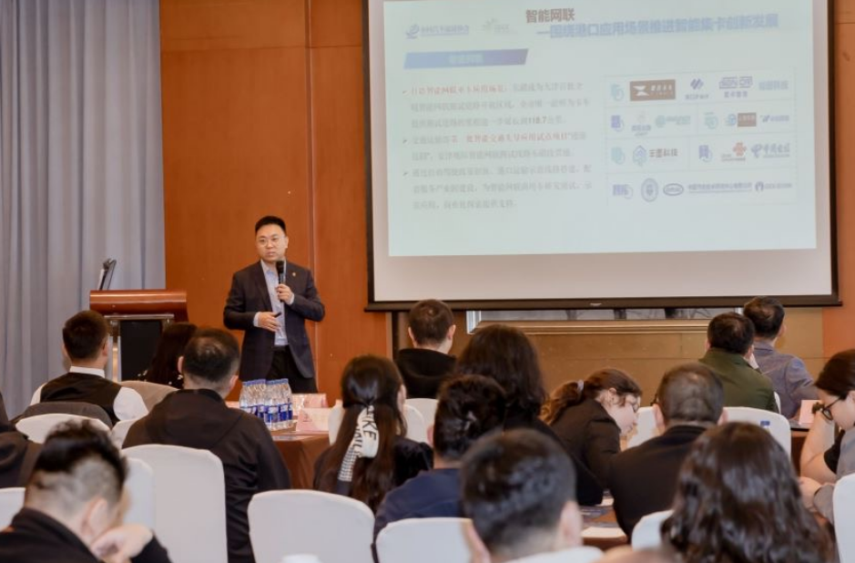 640 (1)555.png 640 (1)555.png